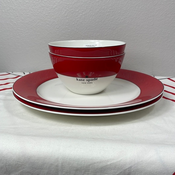 kate spade Other - Kate Spade Red White Rutherford Dinner Plates and Bowls